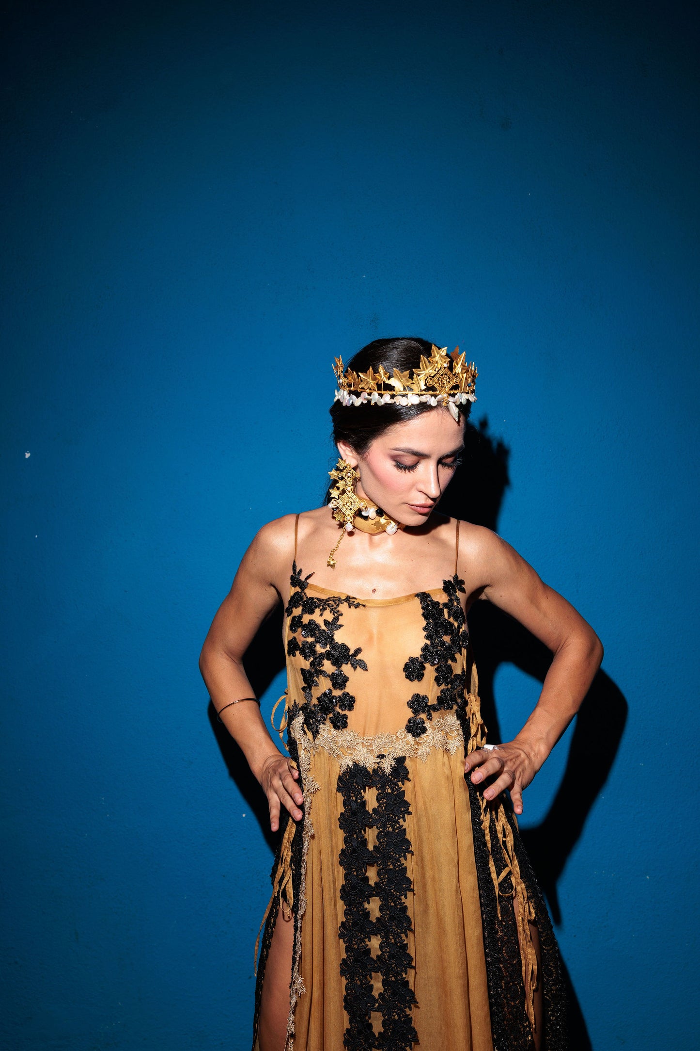 Queen Sgura Crown