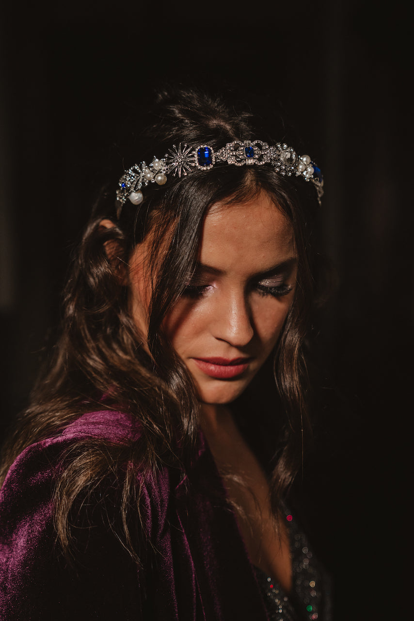Substans headdress