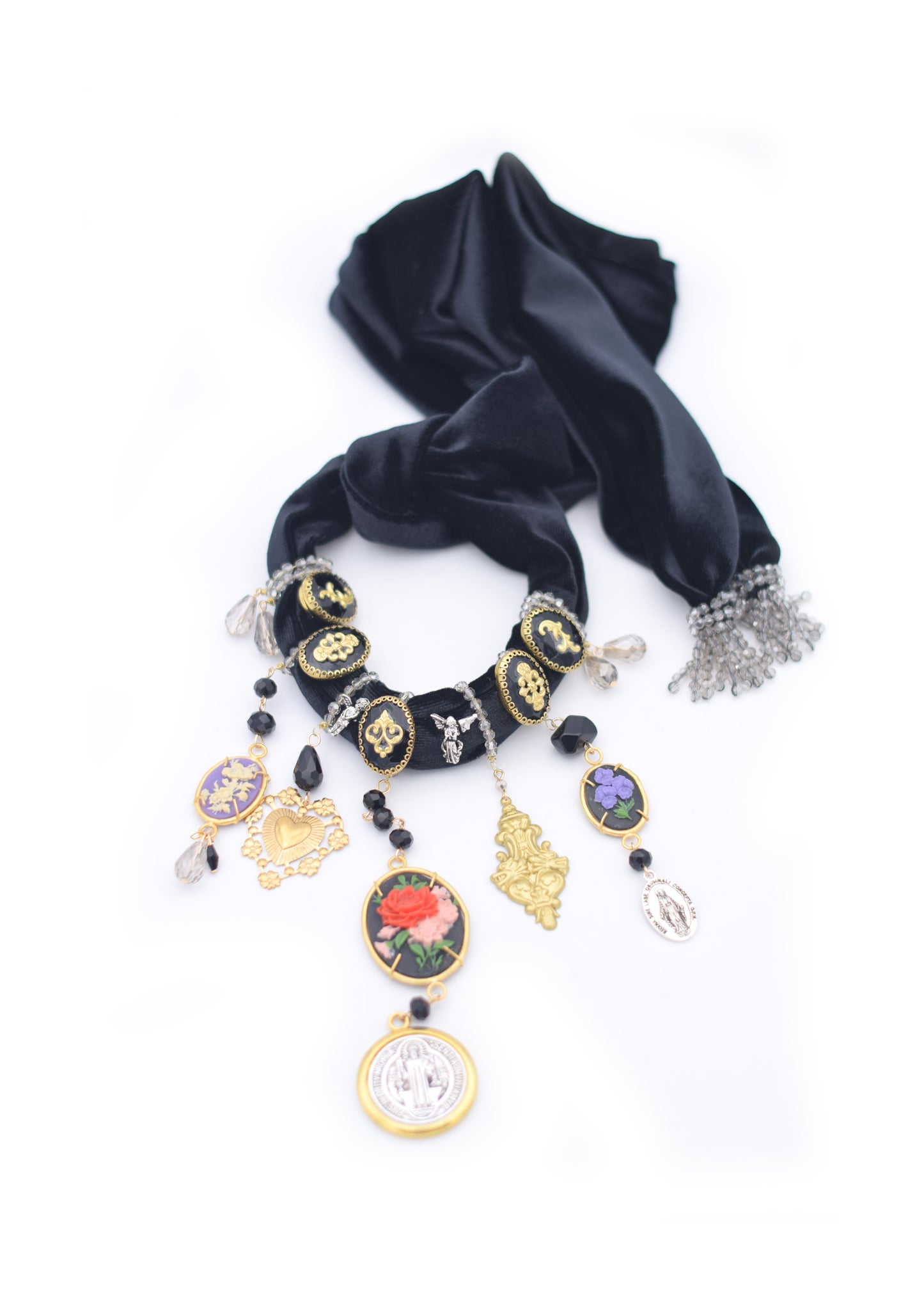 Queen Selena Necklace