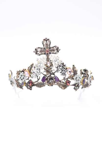 Queen Sgura Crown
